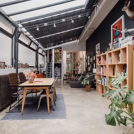 Veeve - Industrial Chic Apartamento París